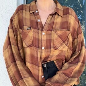Wrangler brown plaid button down shirt top XL